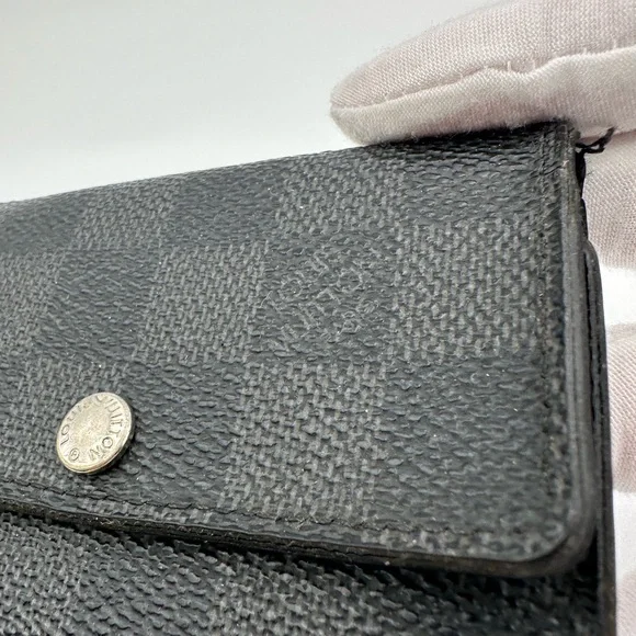 Louis Vuitton compact key and Card holder